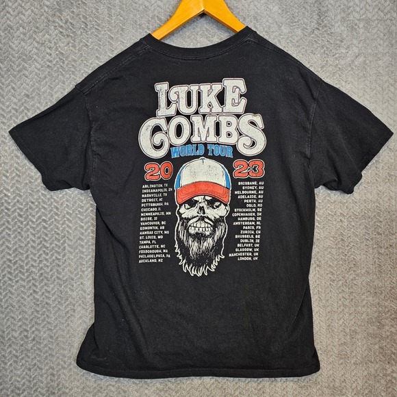 Luke Combs Other - Luke Combs World Tour 2023 Black Graphic T-Shirt Men Large Bearded Skull Concert